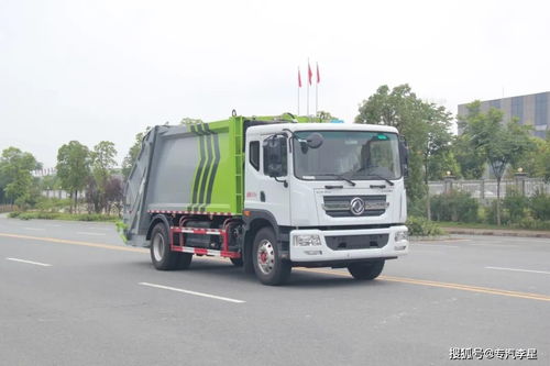 壓縮式垃圾車 現(xiàn)代城市環(huán)衛(wèi)的高效解決方案
